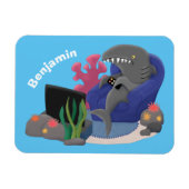 Funny shark die tv-cartoon bekijkt magneet (Horizontaal)