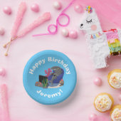 Funny shark die tv-cartoon bekijkt papieren kommen (Feest)