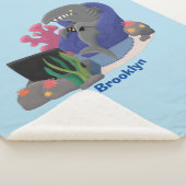 Funny shark die tv-cartoon bekijkt sherpa deken (3/4)