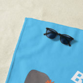 Funny shark die tv-cartoon bekijkt strandlaken (In situ)