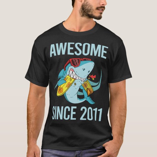 Funny Shark - Geweldige sinds 2011 T-shirt (Voorkant)