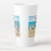 Funny Shark heeft koffie nodig voor werk met tweet Latte Mok (Voorkant)