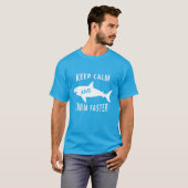 Funny Shark Keep Calm en Swim Fast Mannen T-shirt (Voorkant volledig)