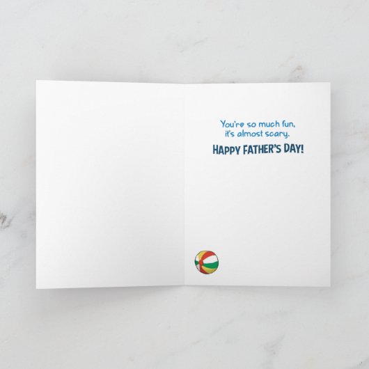 Funny Shark Kind en papa in Pool Vaderdag Kaart (Binnen)