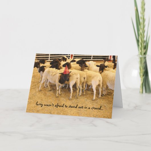 Funny Sheep-verjaardag, "sta op in een menigte" Kaart (Voorkant)