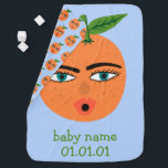 Funny Sinaasappels  Baby Birthday Inbakerdoek<br><div class="desc">Voeg wat flair toe aan je babykamer met dit leuke patroon. Hand getekend door mij, voor jou! Je kunt altijd je eigen tekst toevoegen, zoals de naam van de baby en zijn verjaardag. Bekijk mijn winkel voor meer kleuren en patronen, plus accessoires zoals tassen, badmatten, handdoeken, teenslippers, bibs, cosmetische zakjes,...</div>