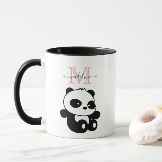 Funny Sitting Panda Modern Roze Monogram Mok (Met donut)