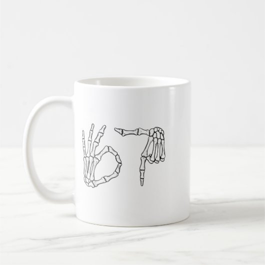 Funny Six Seven 6 7 Meme 67 Skeleton Hand Hallowee Koffiemok (Links)