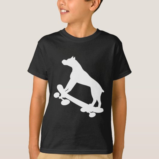 Funny Skateboarding Boxer Dog Skateboard Skater  T-shirt (Voorkant)