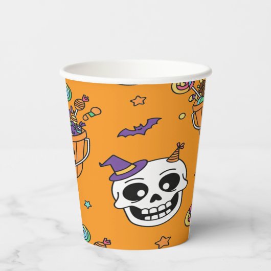 Funny Skeleton And Candy For Halloween Papieren Bekers (Achterkant)