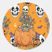 Funny Skeleton And Candy For Halloween Ronde Sticker (Voorkant)