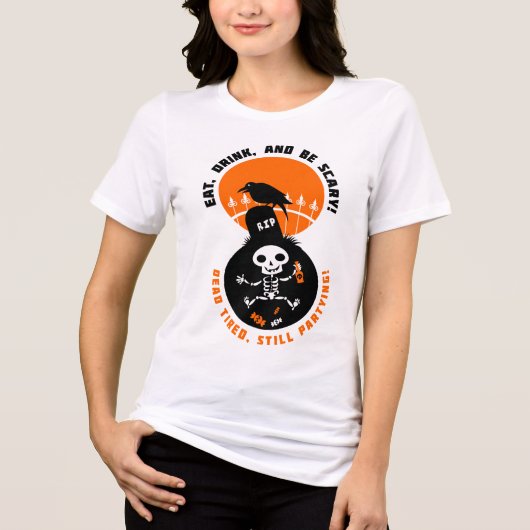 Funny Skeleton Celebrates Halloween Tri-Blend Shirt (Voorkant)