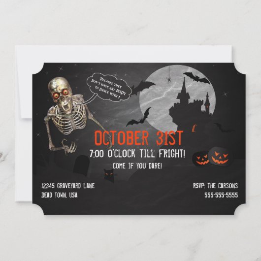 Funny Skeleton Halloween Party Invitation Kaart (Achterkant)