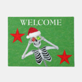 Funny Skeleton Ornament Eyes Santa Hat Stars Groen Deurmat (Voorkant)