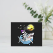 Funny Skeleton Riding Shark Halloween Boys Girls Uitnodiging Briefkaart (Staand voorkant)