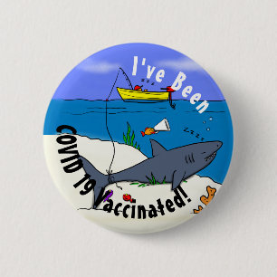Funny slaapshark and Fishing cartoon Ronde Button 5,7 Cm