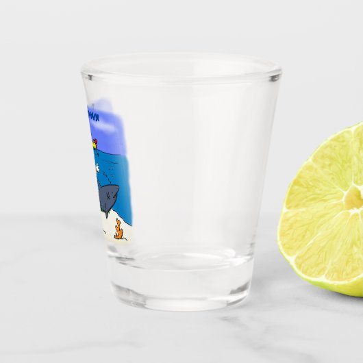 Funny slaapshark and Fishing cartoon Shot Glas (Rechts)
