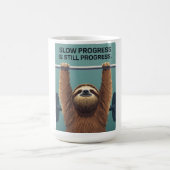 Funny Sloth Gym Motivation Poster - Slow Progress  Koffiemok (Center)