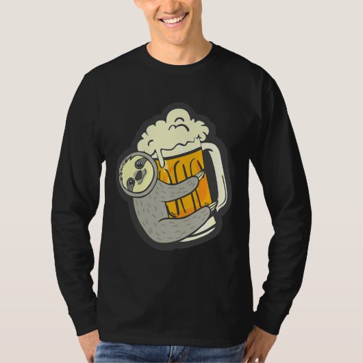 Funny Sloth Hugging a Beer Drinkers T-shirt (Voorkant)
