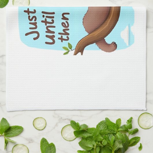 Funny Sloth on a Tree � Just Make It to Friday Ove Theedoek (Gevouwen)