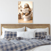Funny Sloth Reading Newspaper Bathroom Humor Canvas Afdruk (Insitu (Slaapkamer))