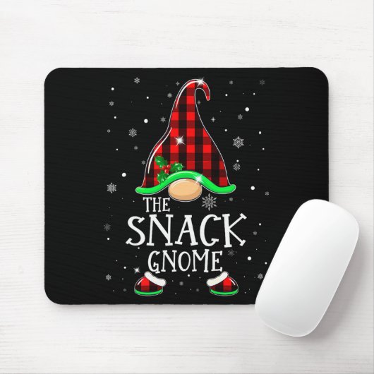 Funny Snack Gnome Buffalo Plaid Matching Christmas Muismat (Met muis)