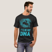Funny Snowmobile IT_s in mijn DNA vingerafdruk T-S T-shirt (Voorkant volledig)