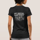Funny Social Battery 1% Introvert Quote Stone Text T-shirt (Achterkant)