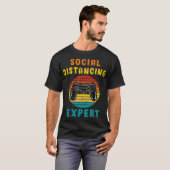 Funny Social Distance Retro Gamer Video Ga T-shirt (Voorkant volledig)