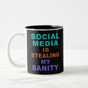Funny "Social Media" aangepaste monogram-mokken Tweekleurige Koffiemok