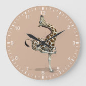Funny Sporty Giraffe Grote Klok (Voorkant)