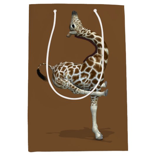 Funny Sporty Giraffe Medium Cadeauzakje (Voorkant)