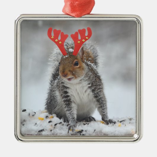 Funny Squirrel met Fake Antlers kerstmenorum Metalen Ornament (Voorkant)