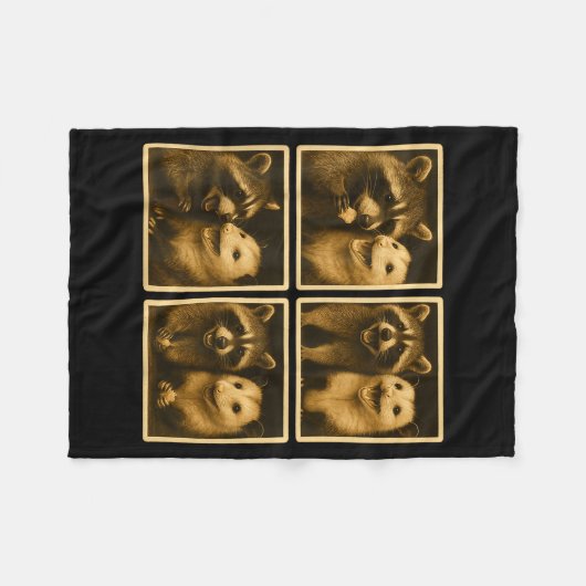 Funny Ssum And Raccoon Photobooth Selfie Trash Fer Fleece Deken (Voorkant (Horizontaal))