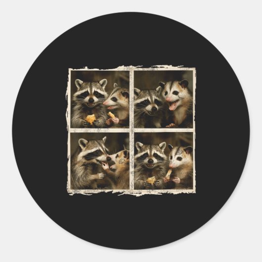 Funny Ssum And Raccoon Photobooth Selfie Trash Fer Ronde Sticker (Voorkant)