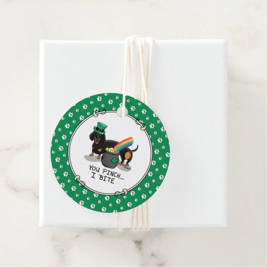 Funny St. Patrick's Day Dachshund (zwart-wit) Bedankjes Labels (In situ)