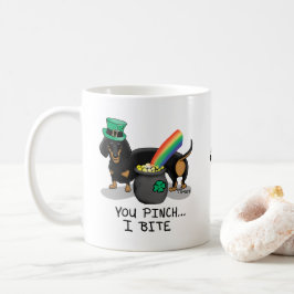 Funny St. Patrick's Day Dachshund (zwart-wit) Koffiemok
