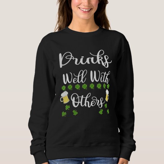 Funny St Patricks Day Drink bier Drinken goed Wi Trui (Voorkant)