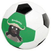 Funny stromend water buffalo cartoon voetbal (Drie kwart)
