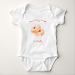 Funny Sufganiyot Jelly Donut Schattige Chanoeka Romper<br><div class="desc">Maak je kleintje Chanoeka-klaar met dit speelse sufganiyot-thema baby-bodysuit! Met handgeschilderde waterverf jelly donuts en de brutale zin "Ik denk niet dat je klaar bent voor deze gelei", is dit ontwerp net zo lief en feestelijk als de vakantie zelf. De gestippelde achtergrond en levendige rode tekst voegen een moderne, vrolijke...</div>