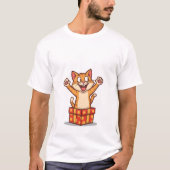 Funny Surprised Cat Jumping Out of Gift Box✨🎁 T-shirt (Voorkant)