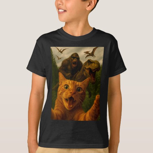 Funny Surprised Ed Cat Selfie With Bigfoot T-rex  T-shirt (Voorkant)
