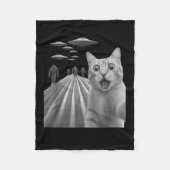 Funny Surprised Scared Cat Selfie With Bigfoot And Fleece Deken (Voorkant)