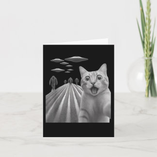 Funny Surprised Scared Cat Selfie With Bigfoot And Kaart