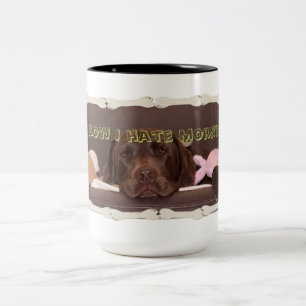 Funny suwsy Chocolate Lab met speelgoedfoto's Tweekleurige Koffiemok