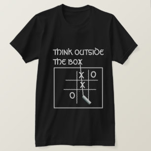 Funny T-shirt denkt buiten blikveld Tic Tac Toe