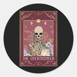 Funny the Overthinker Tarot Kaart Skeleton Witch A Ronde Sticker