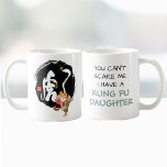 Funny Tiger Kung Fu Vaderdag Dad Birthday Gift Koffiemok<br><div class="desc">Deze mok is voorzien van het ontwerp van een Chinees personage uit de tijger 虎 in het formaat van de artistieke kalligrafie. Het deel ervan is als een tijgerstaart. Een schattige kleine tijger oefent op de voorgrond Kung Fu uit. In de Chinese traditie is de tijger niet alleen een symbool...</div>