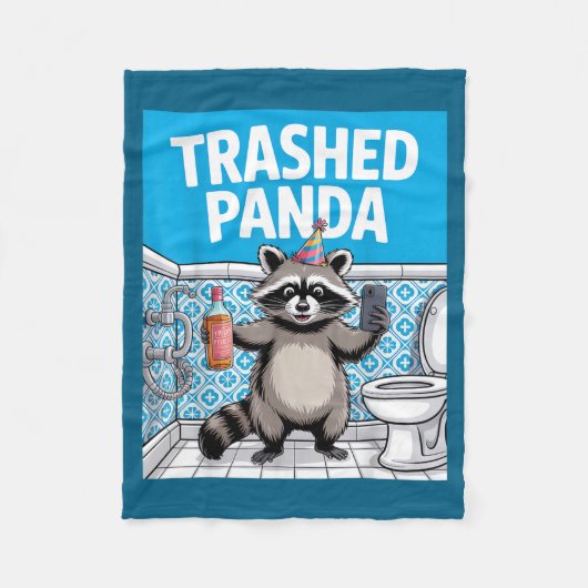 Funny Trashed Panda Raccoon Gets Drunk  Fleece Deken (Voorkant)