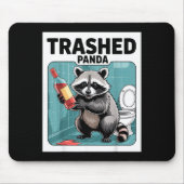 Funny Trashed Panda Raccoon Gets Drunk Muismat (Voorkant)